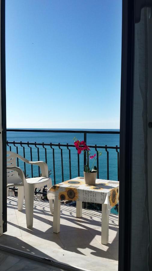 Апартаменты Vista Mare E Portofino - Sea And Portofino View Дзоальи Экстерьер фото