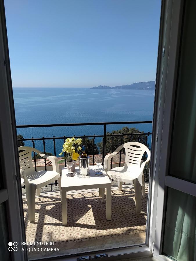 Апартаменты Vista Mare E Portofino - Sea And Portofino View Дзоальи Экстерьер фото