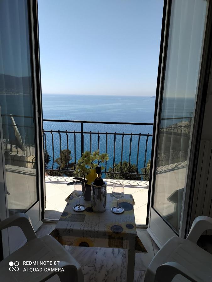Апартаменты Vista Mare E Portofino - Sea And Portofino View Дзоальи Экстерьер фото